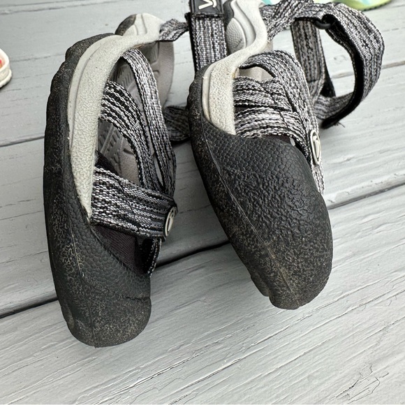Keen Bali Hiking Sandals Toe Protect Gray Black Womens 8 - Picture 6 of 8